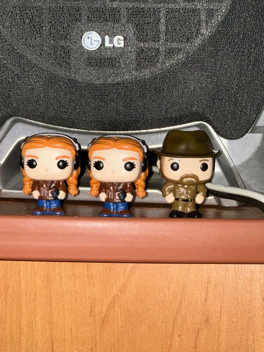 Обміняю фігурки кіндер дивні дива