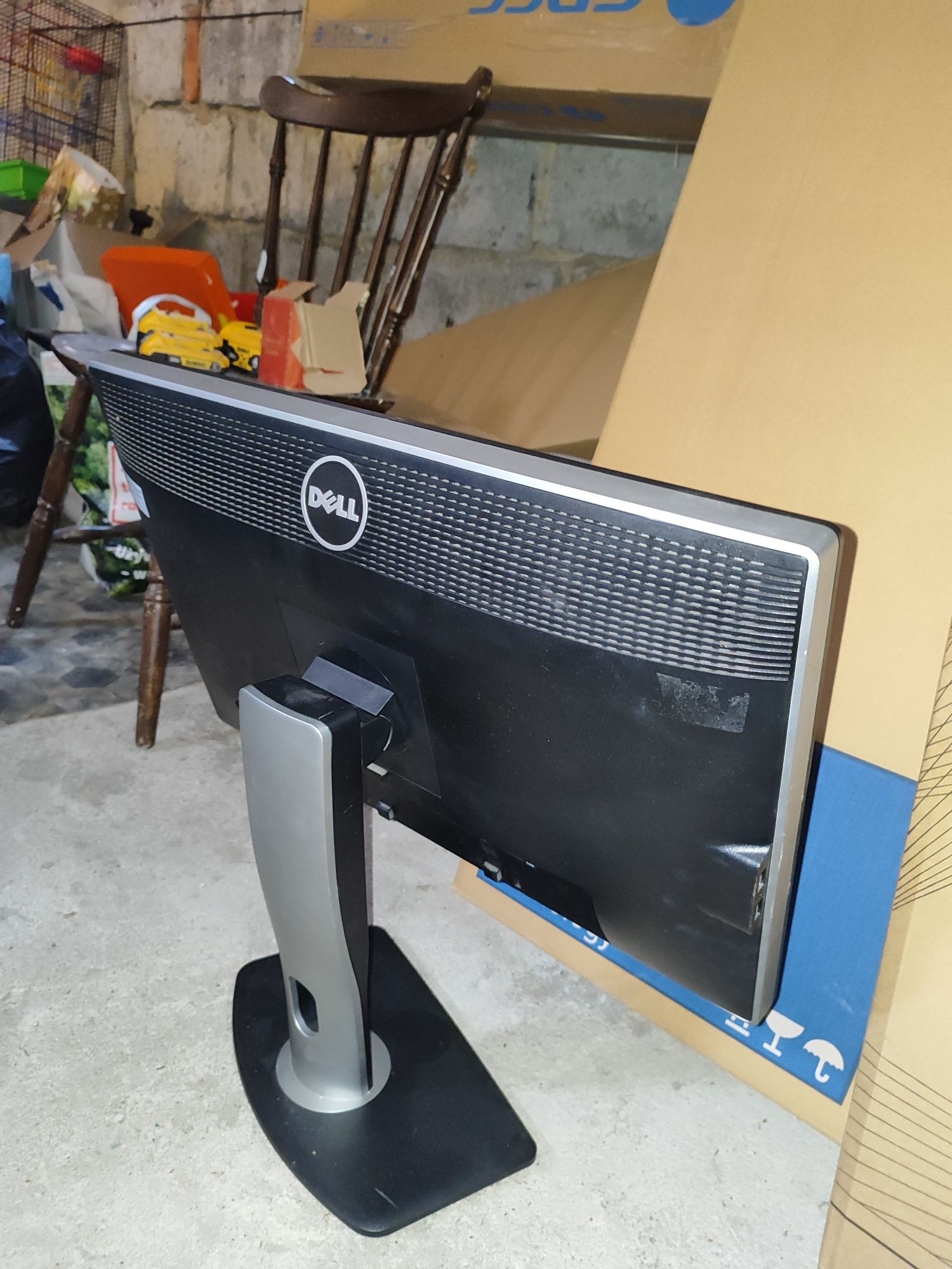 Komputer lenowo thinkcentre i monitor Dell sprawny laptop stacjonarny