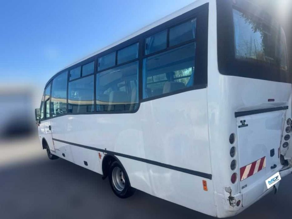 Iveco 65C155 2.8cc 28 LUG de 2001 Salvado