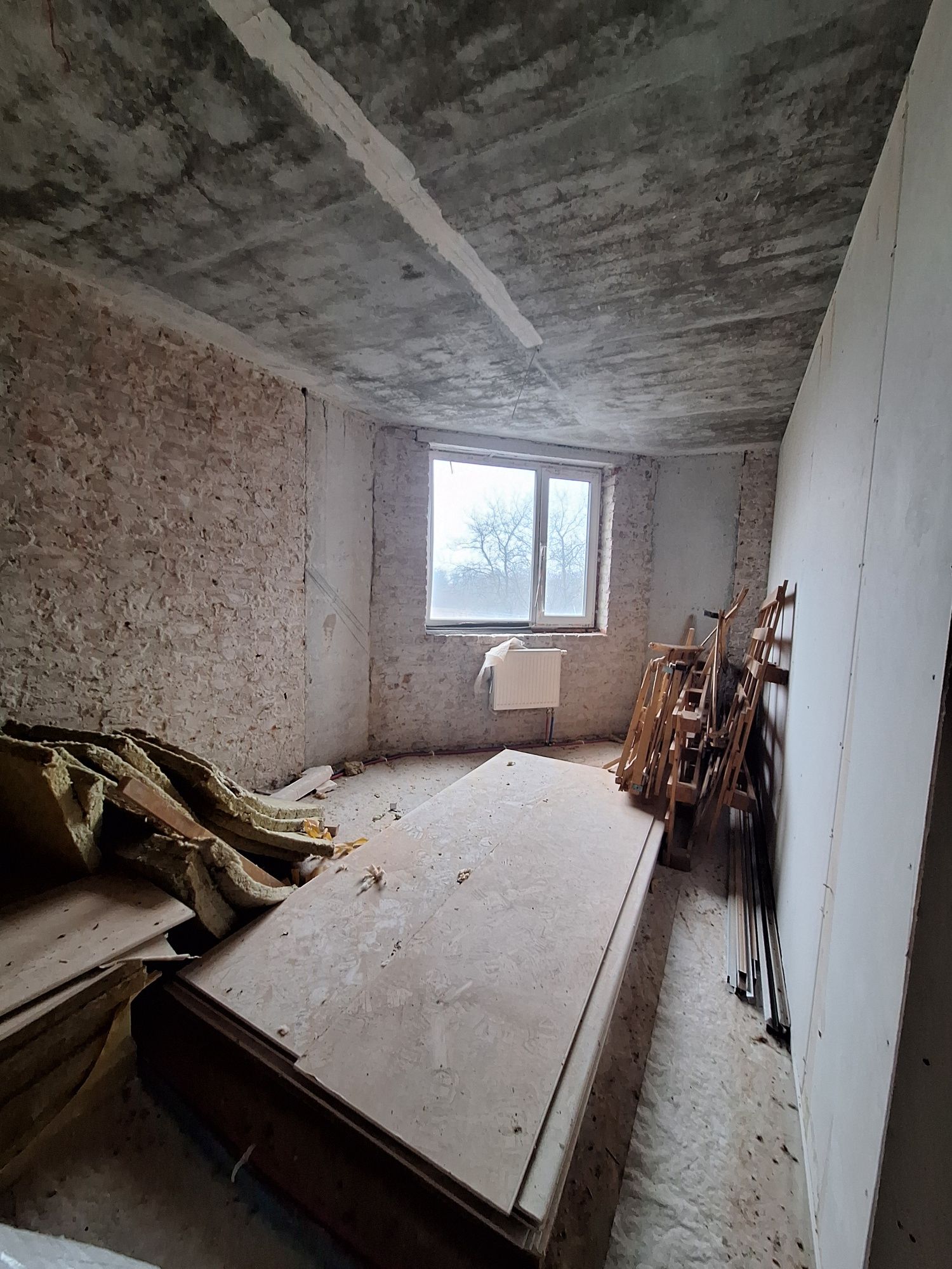 Продам  3 кімнатну квартиру вул. Левицкого