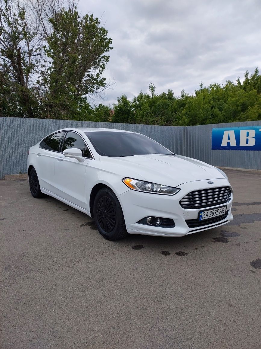 Продам Ford Fusion на хорошей комплектации