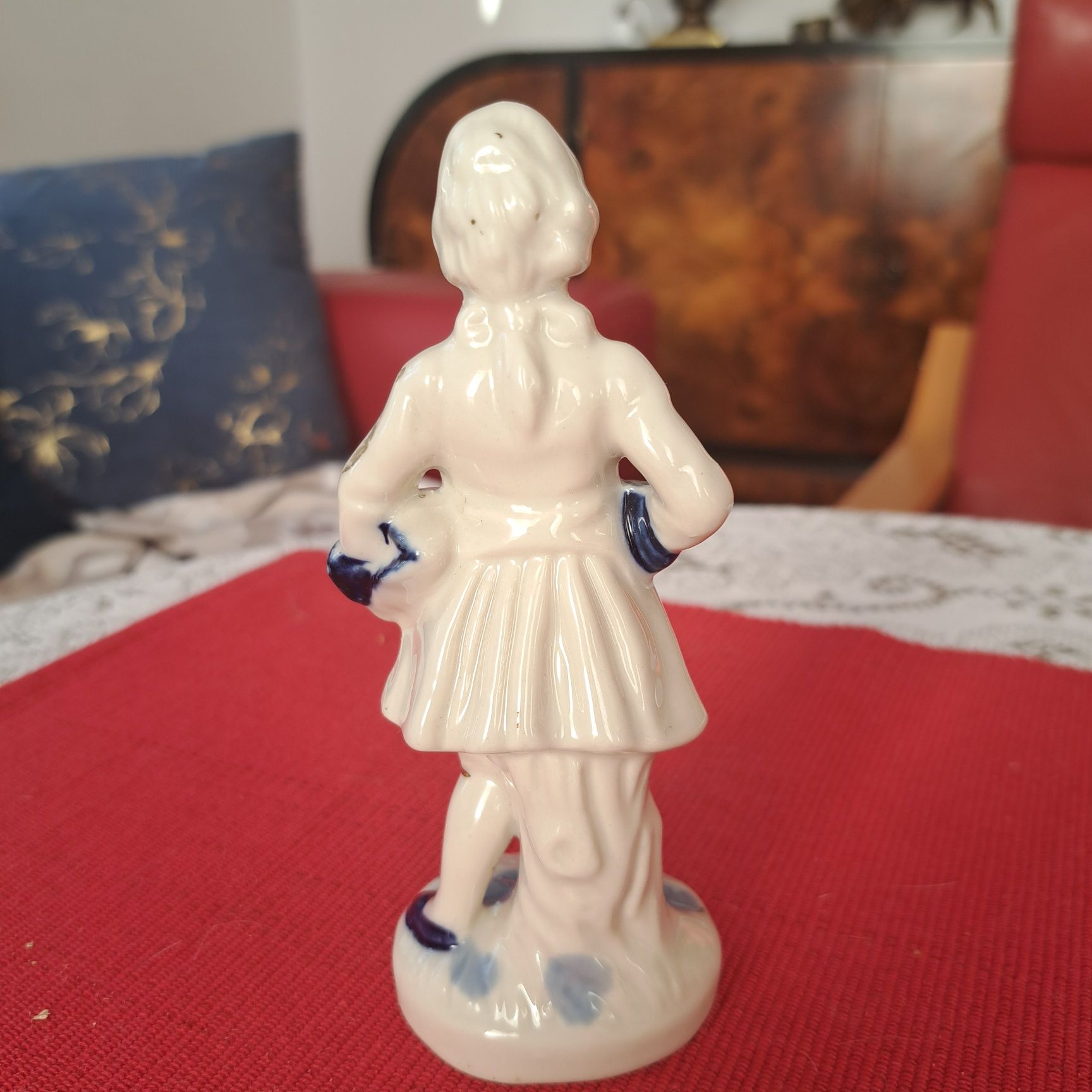 Figurka porcelanowa vintage