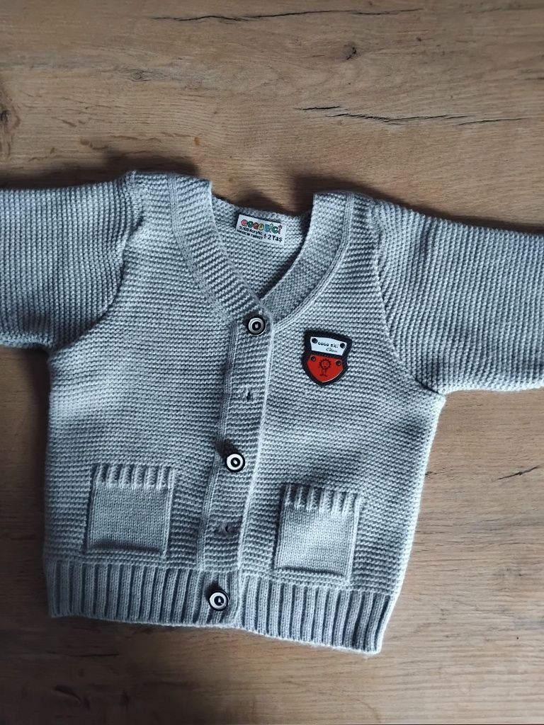 Sweter chłopięcy 86-92