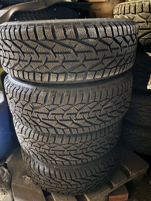 Opony zimowe NOWE Kormoran 205/55R16  z felgami 5x112