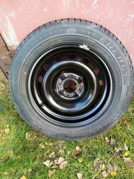 Opona z felgą citroen c3