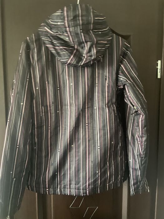 Нові куртки для сноуборту