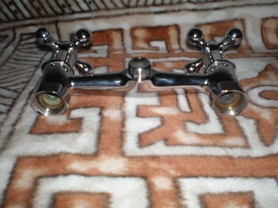 Sprzedam baterię  pryśnicową firmy Loge używaną, sprawną, stan dobry.