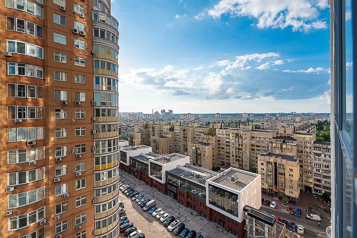 Smart Plaza Obolon.  Апартаменти люкс.  Смарт Плаза Оболонь, м. Мінська