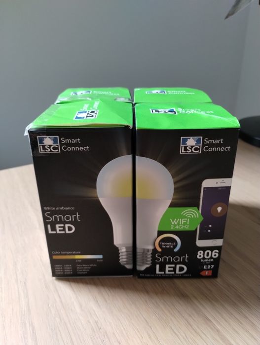 Inteligentna wielokolorowa żarówka LED LSC Smart Connect 4 sztuki