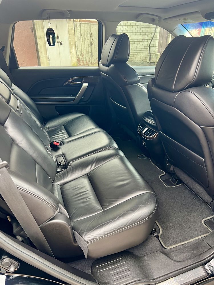 Продам Acura MDX рестайл,своё авто