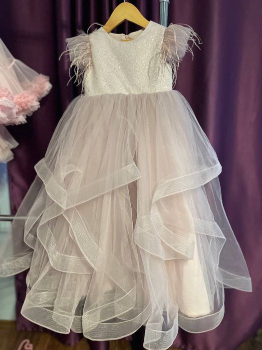 Шикарна дитяча сукня 104 см