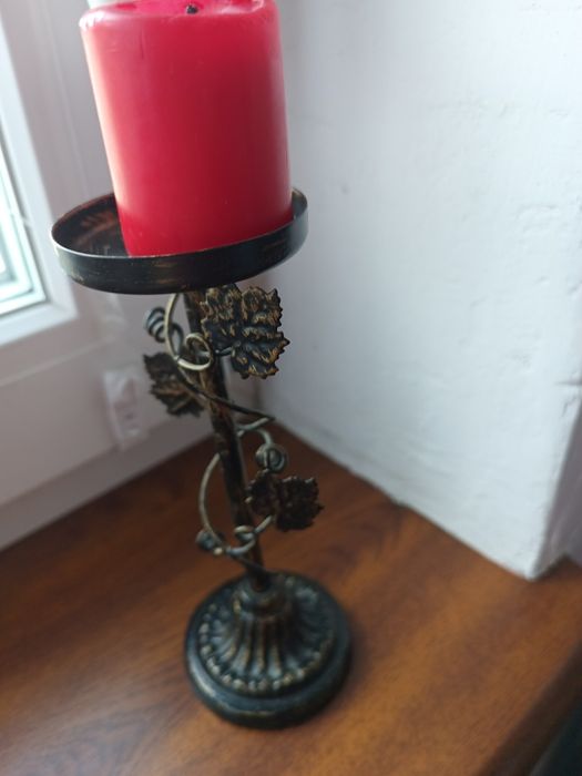 Świecznik wysokość 18 cm