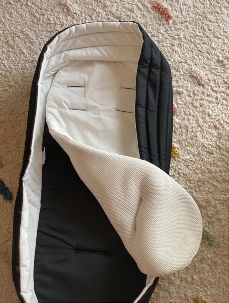 Alcofa Ligeira Cybex Lit Cot 2 em 1 para carrinhos Priam e Mios