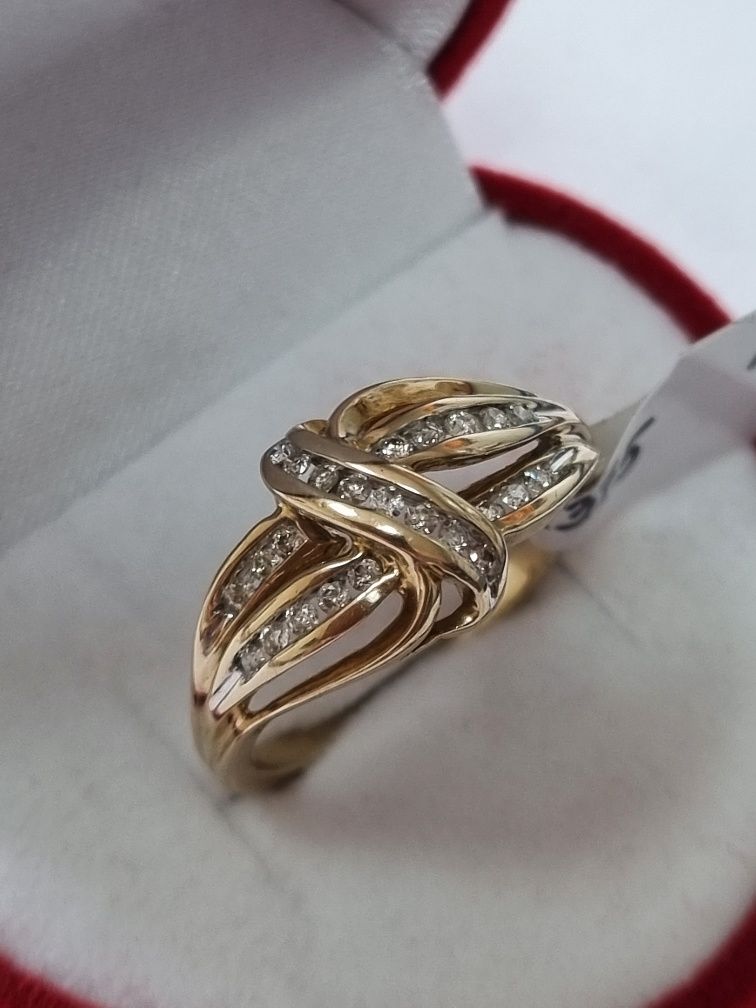 złoty pierścionek z brylantami    24 brylanty   r.16