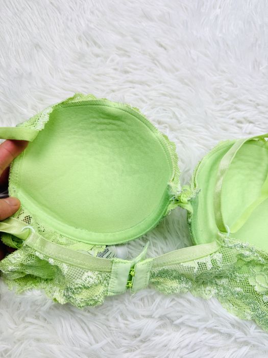 Biustonosz push-up 80A zielony Cubus