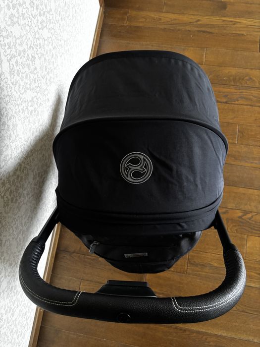 Коляска Cybex Coya Sepia Black на шасі Matt Black (чорна на чорному)