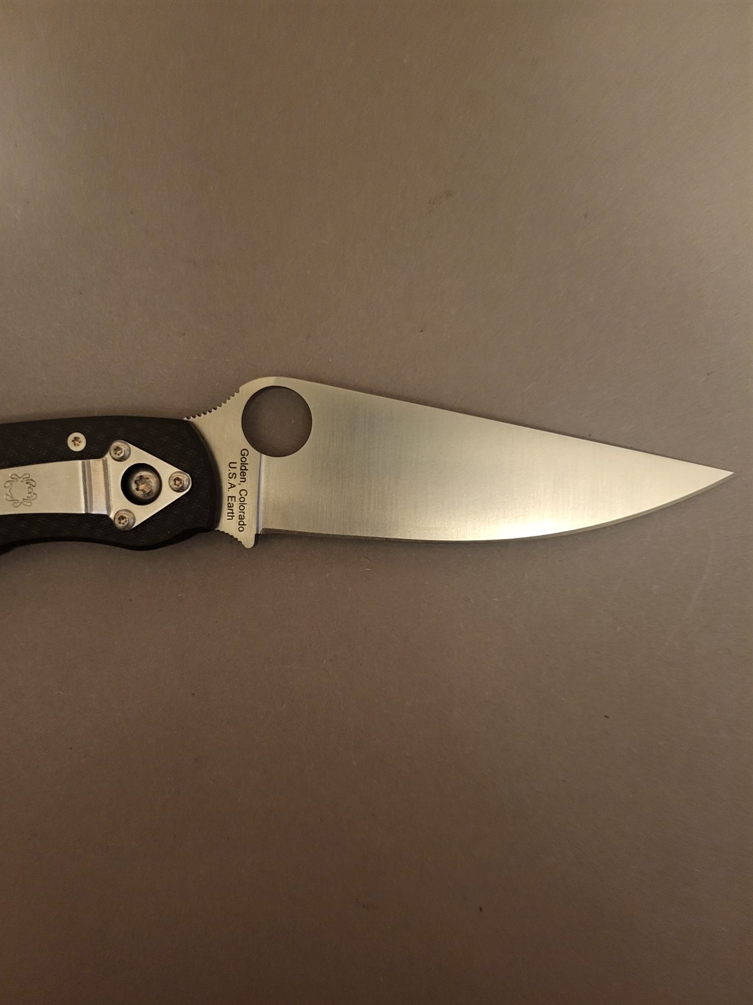 Складной нож Spyderco Military M390 Carbon Fiber C36CFM390 | Новый!