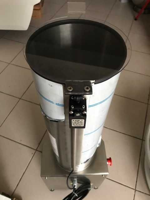 Moinho Ralar Pão em inox 100Kg/h