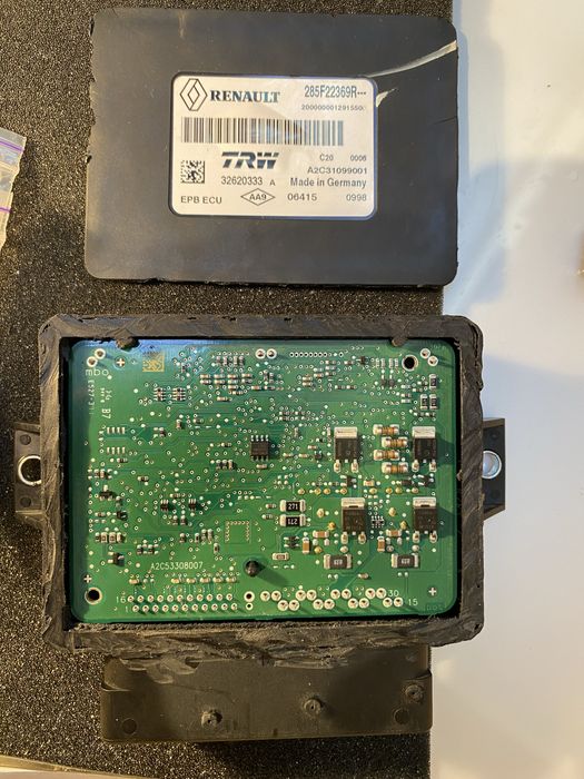 Блок управління ручніком ручний тормоз стояночний  ручнік  32620333