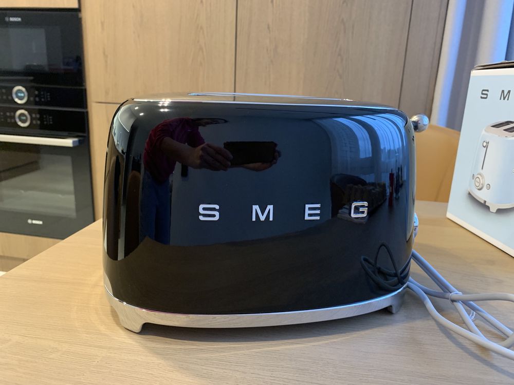 Тостер чорний Smeg