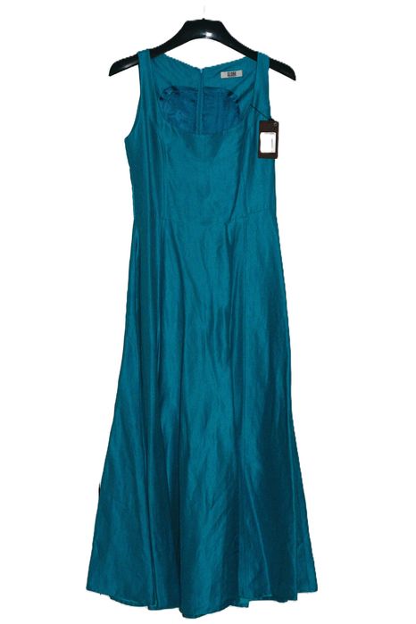 Vestido da marca Globe /Novo em folha