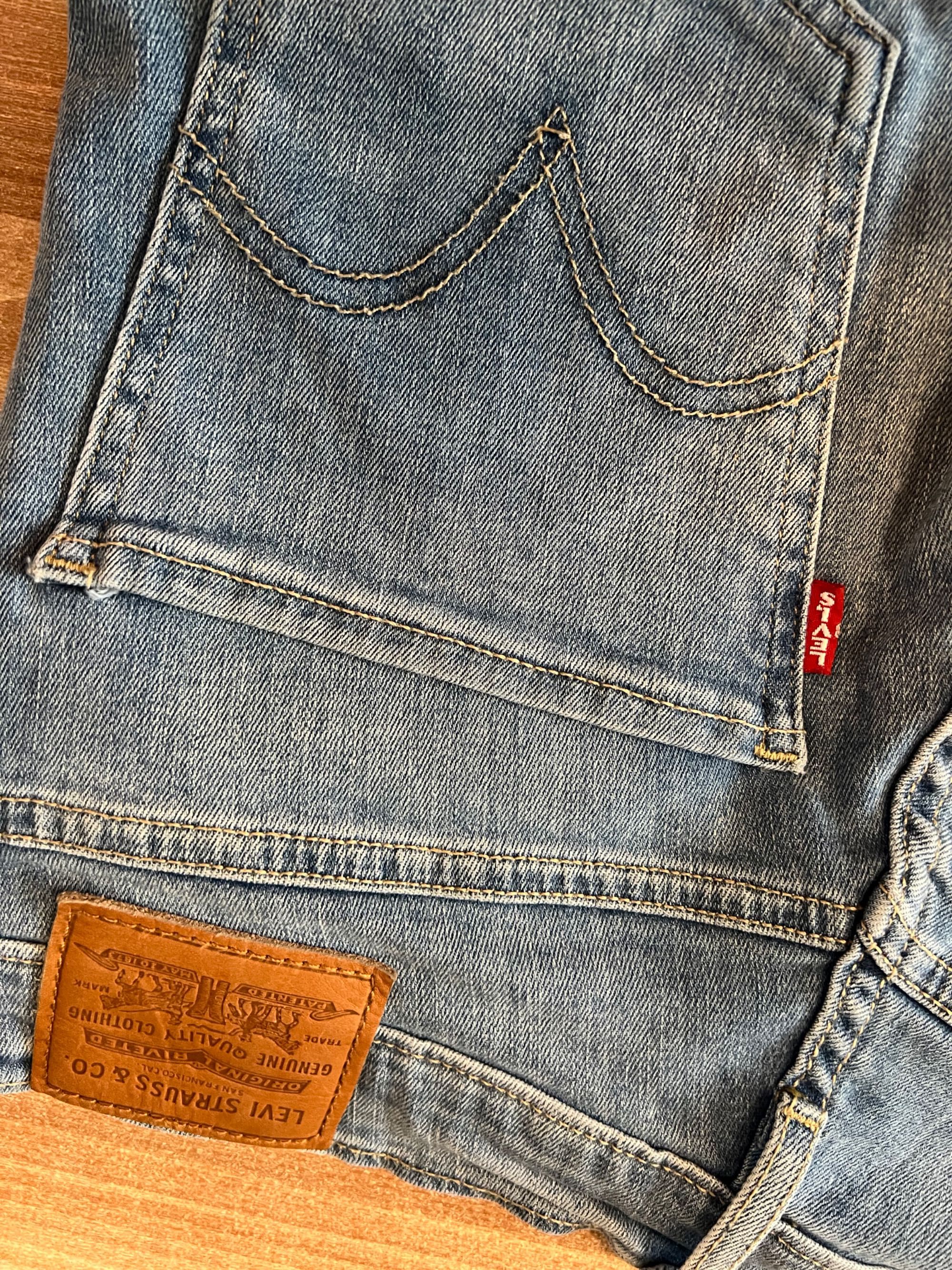 Джинси жіночі Levi’s