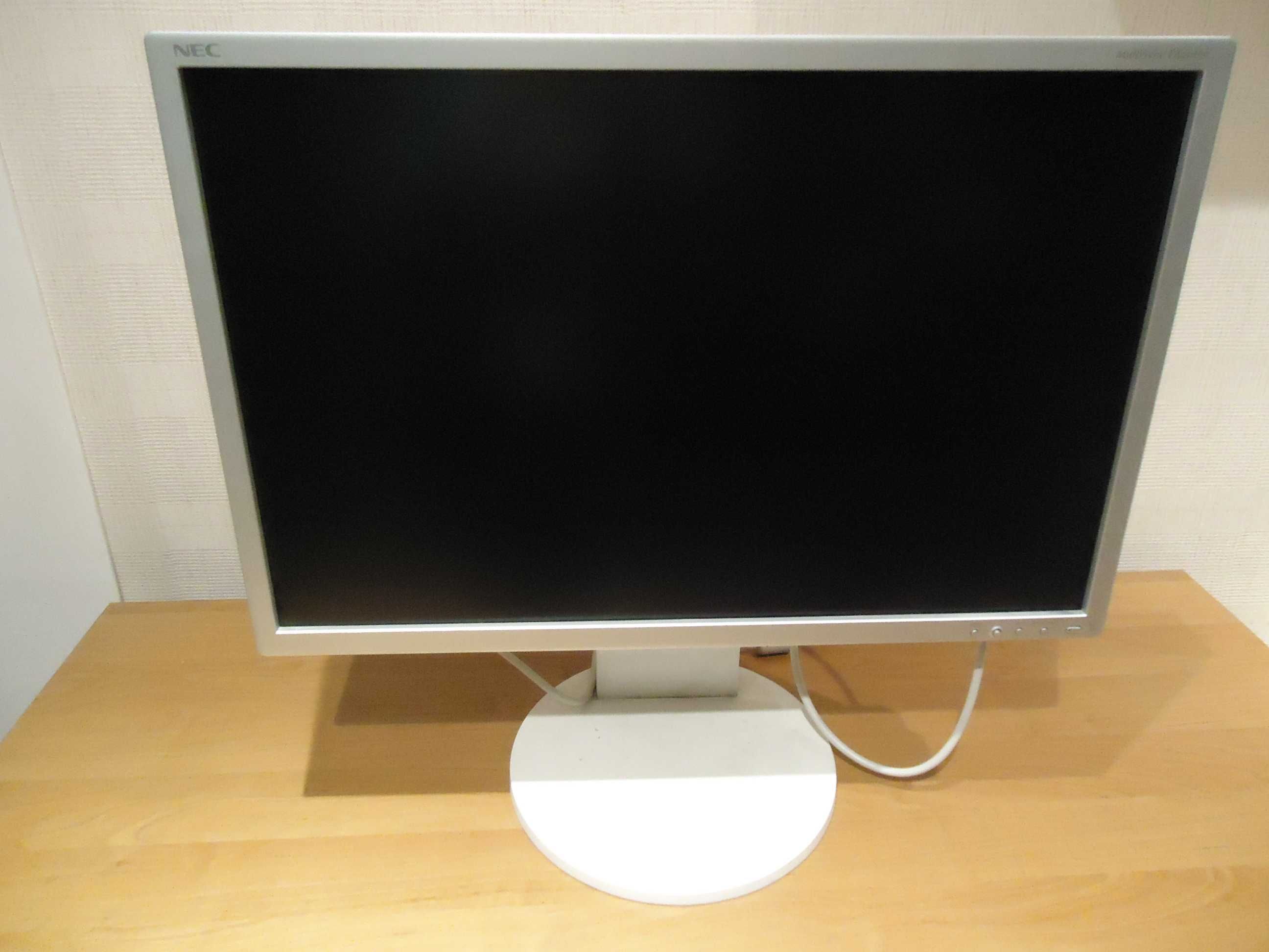 Monitor LCD NEC MultiSync EA261WM 26"