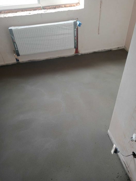 Машинна стяжка підлоги, напівсуха підлога ціна, заливка стяжки пола