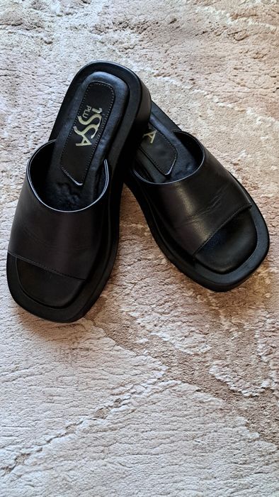 Шльопанці жіночі