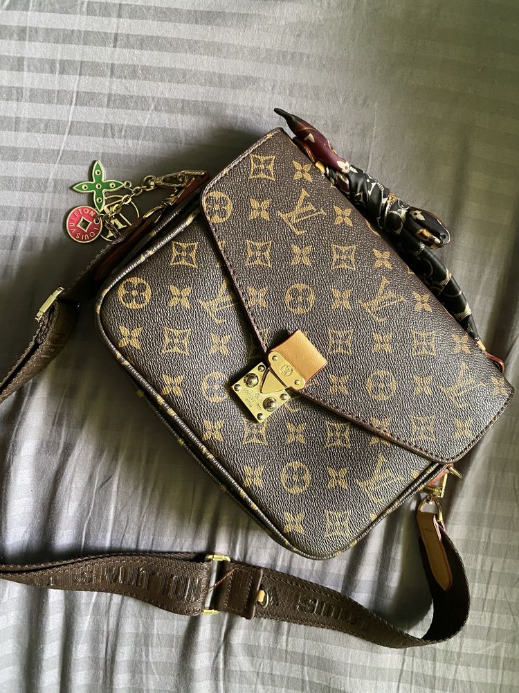 Сумка Louis Vuitton