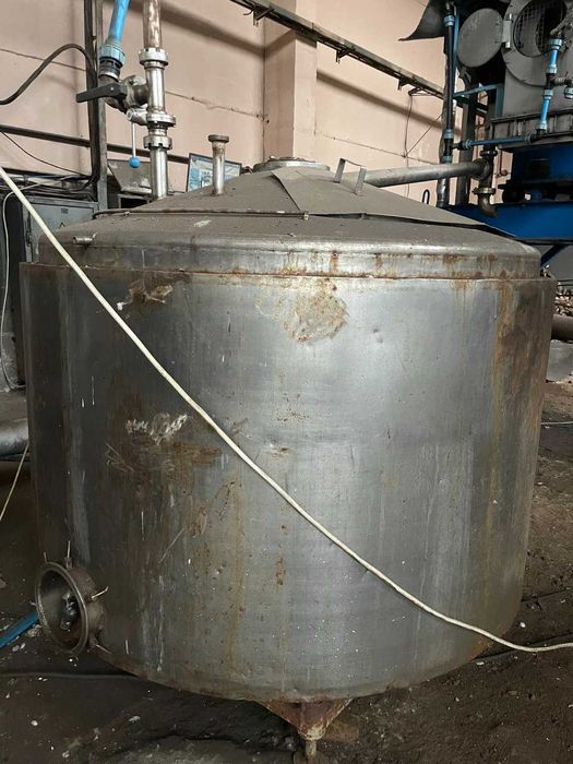 Ємність харчова нержавіюча 2 м³ | Бак з утепленням і підігрівом