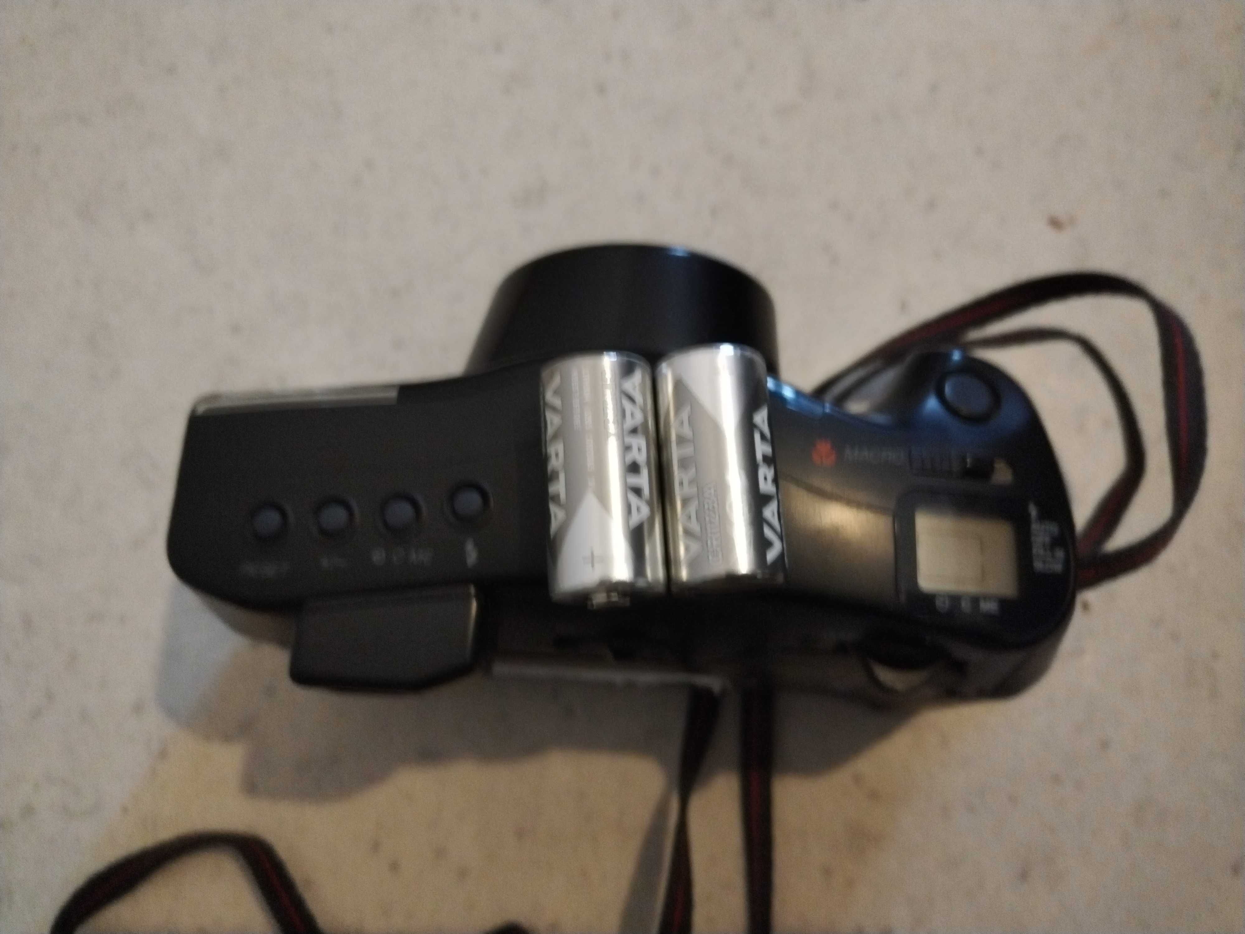 Плівковий фотоапарат Fuji FZ-2000 ZOOM