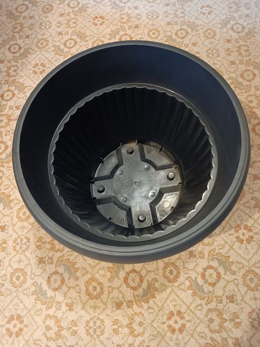 Вазон для уличных и комнатных растений 38 литров Prosterplast.