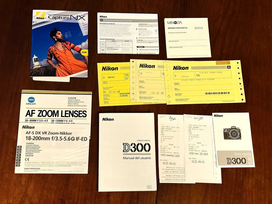 Máquina fotográfica digital Nikon D300 + Objetiva NIKKOR 18-200 mm