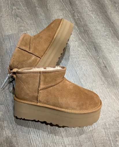 UGG Classic Ultra Mini Platform Boot R.38