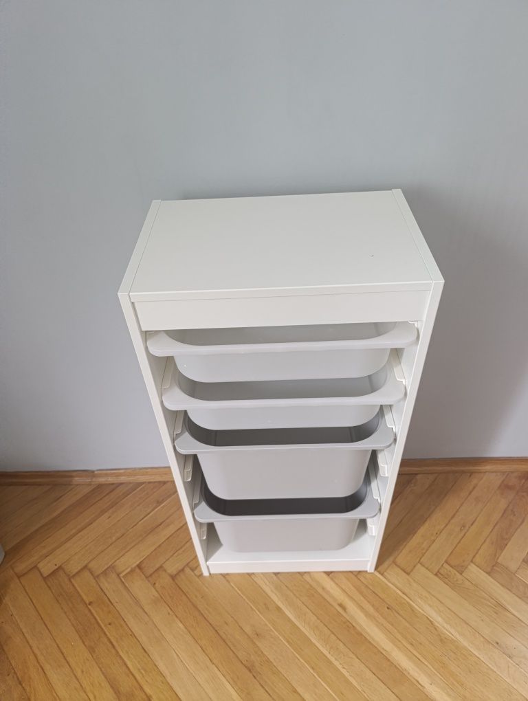 Regał z pojemnikami IKEA TROFAST