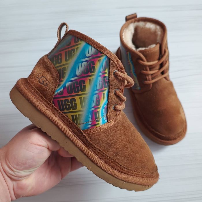 оригінальні зимові  UGG угги  р33.5 на ніжку до21см