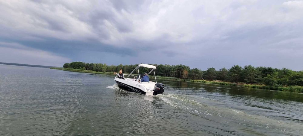 ŁÓDŹ BANTA 460 z 2024 roku z przyczepą i silnikiem