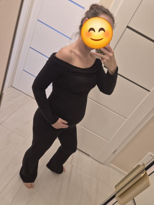 Kombinezon ciążowy, ubranie dla kobiet w ciąży