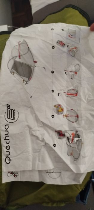 Tenda de campismo igual a nova