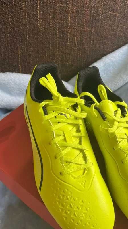 Chuteiras Puma King novas - 42