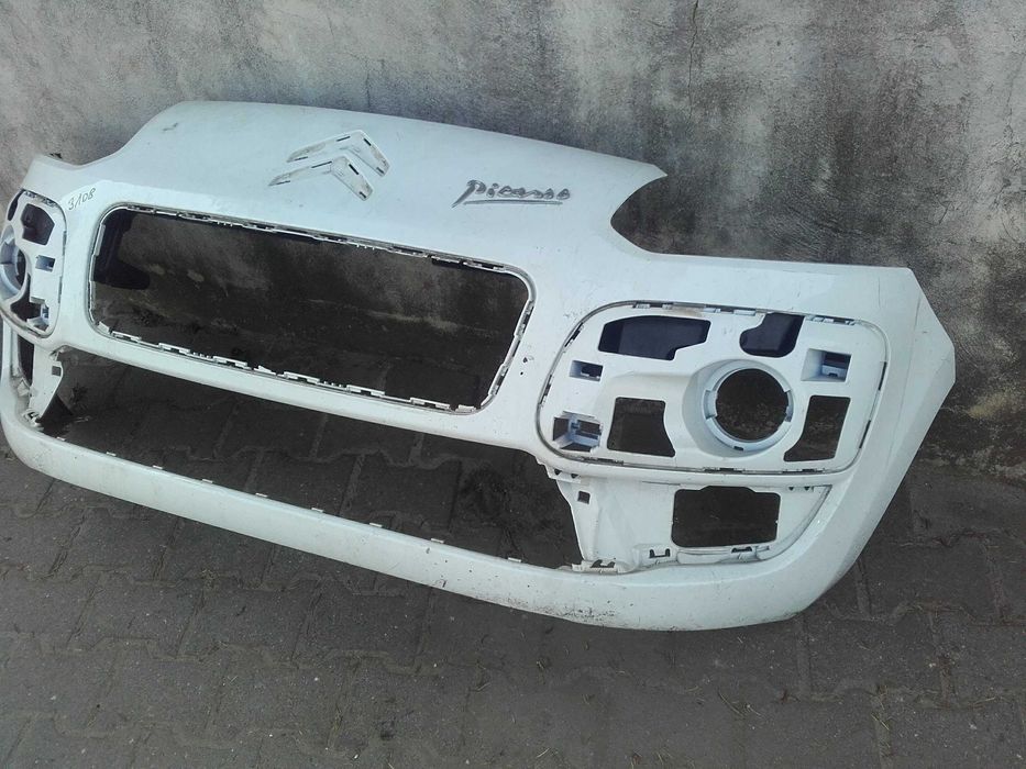 Zderzak przedni Citroen C3 picasso 08>012 nr3108