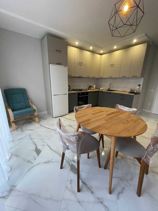 Оренда 3 кімнатної квартири в Новобудові