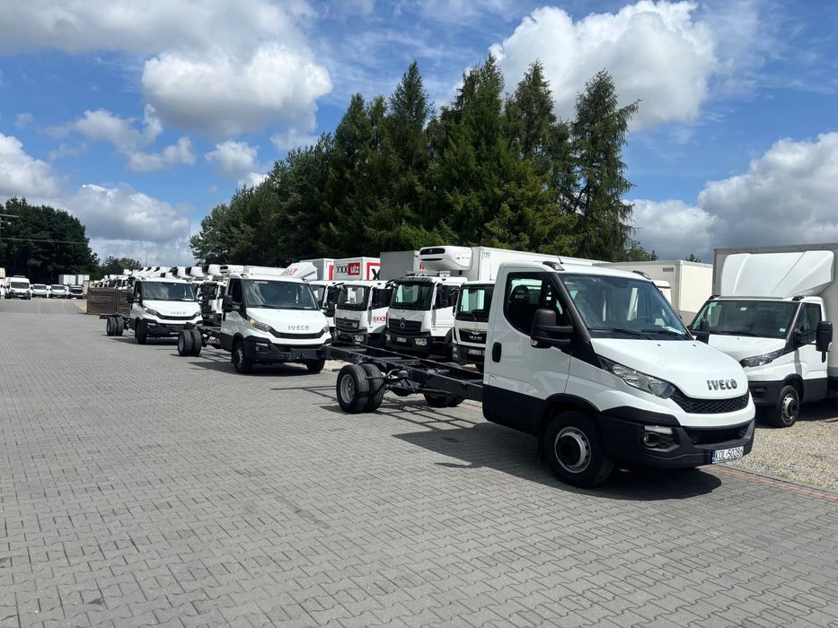 Iveco 70C17,,70C18,,70C15,,72C17,,50C17,,35C17,,35C15  IVECO DAILY 70C17,,72C17,,50C17,,35C17 Podwozie do zabudowy wywrotka