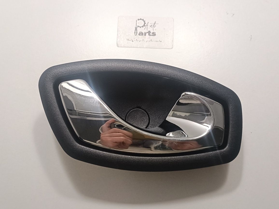Puxador de porta interior esquerdo Renault Megane/Clio/Scenic/Fluence
