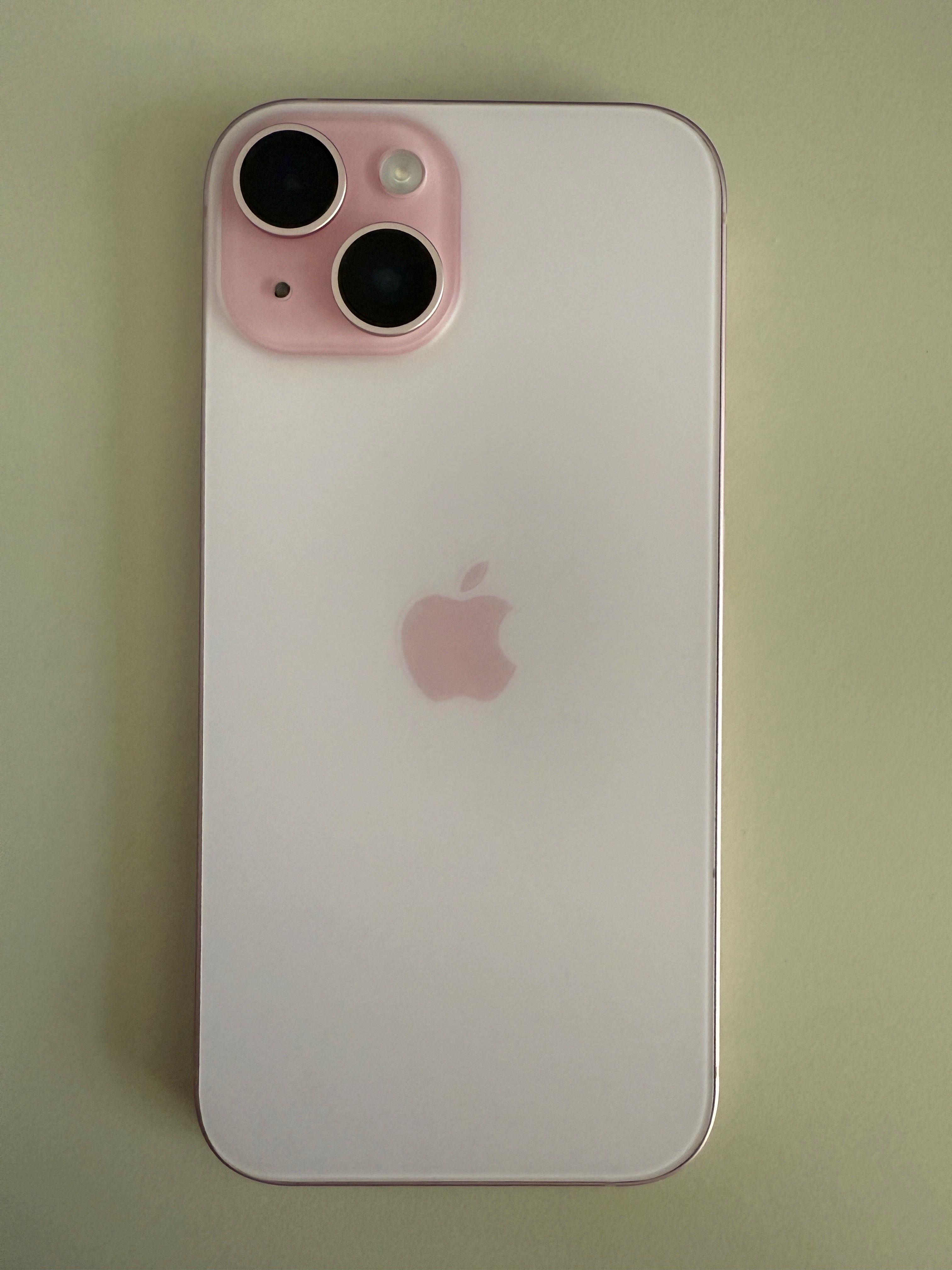 iPhone 15 128 Neverlock Pink