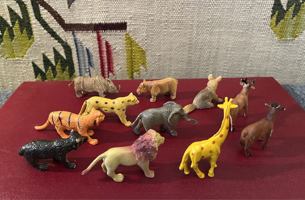 Zabawki z PRL - Figurki zwierząt 11 sztuk
