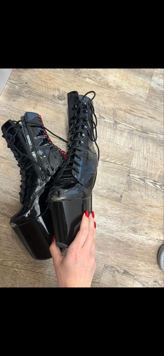 Стрипы ботинки 3-ки 37 размер