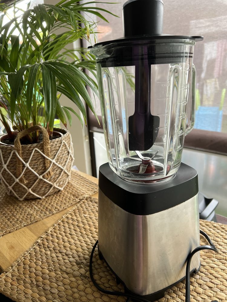 Liquidificador Philips HR3652 de 1400w e capacidade 2L