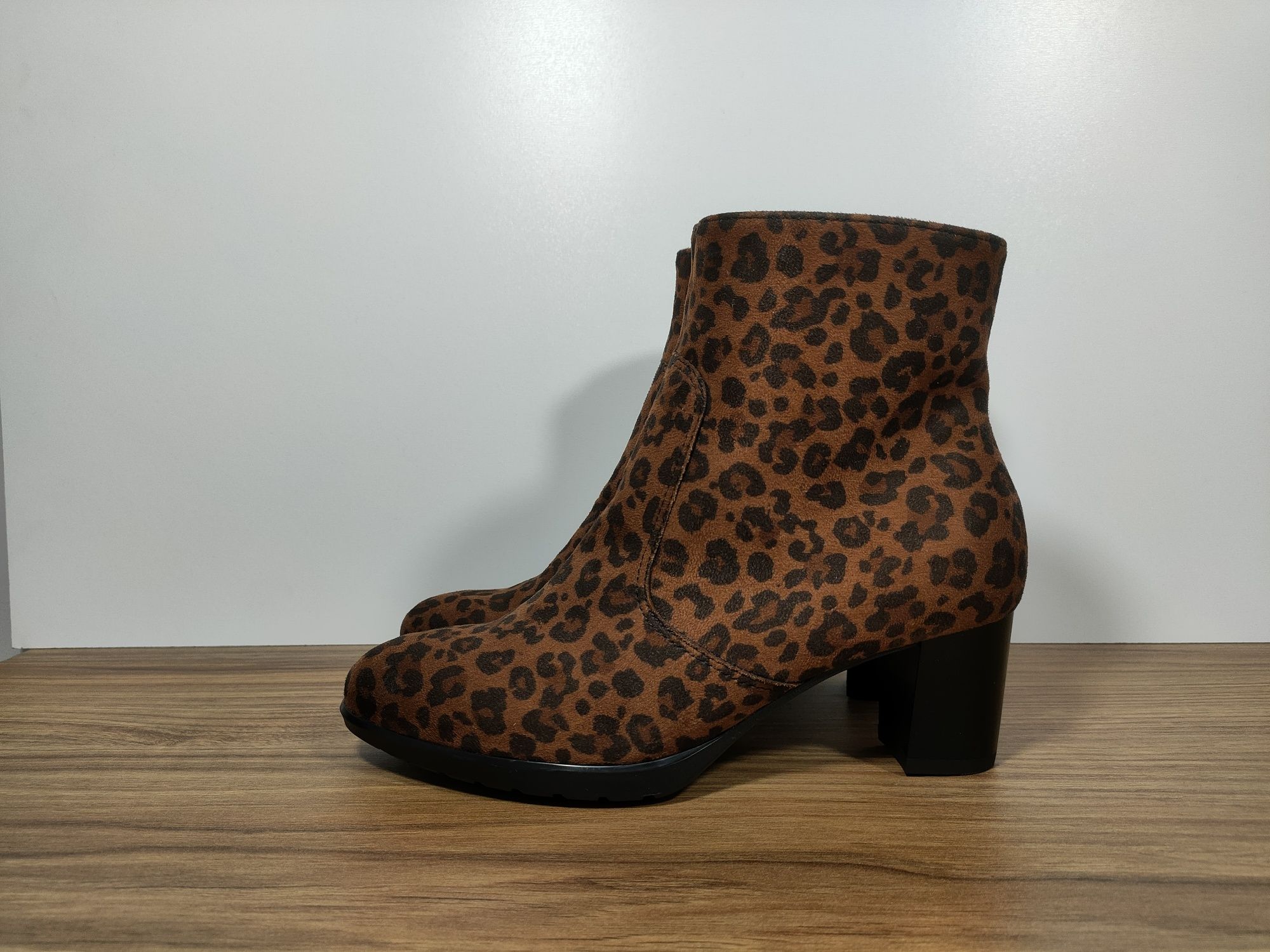 Buty Ara High Soft damskie panterka r. 3,5 36,5 24cm